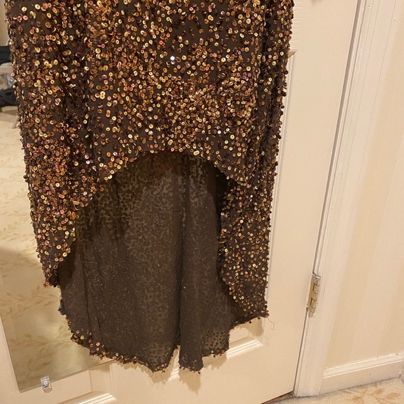 BADGLEY MISHKA COUTURE sequined GOWN - Picture 7 of 7